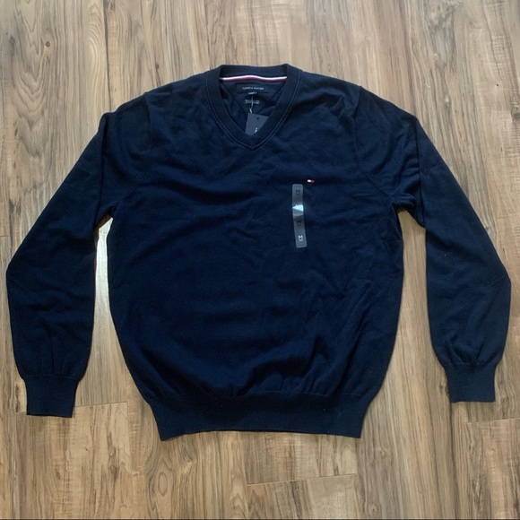 Tommy Hilfiger Other - TOMMY HILFIGER V Neck Sweater